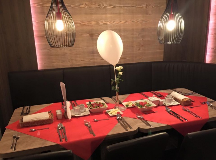 Cornes Steak House